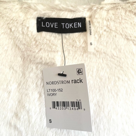 NEW Nordstrom Rack Love Token Whipstitch Trim Faux Suede Faux Fur Vest - Picture 10 of 15